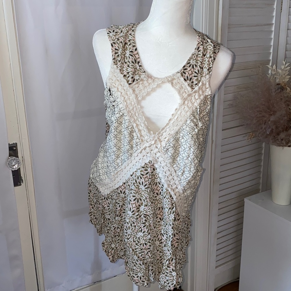 Used plus size 3x floral top